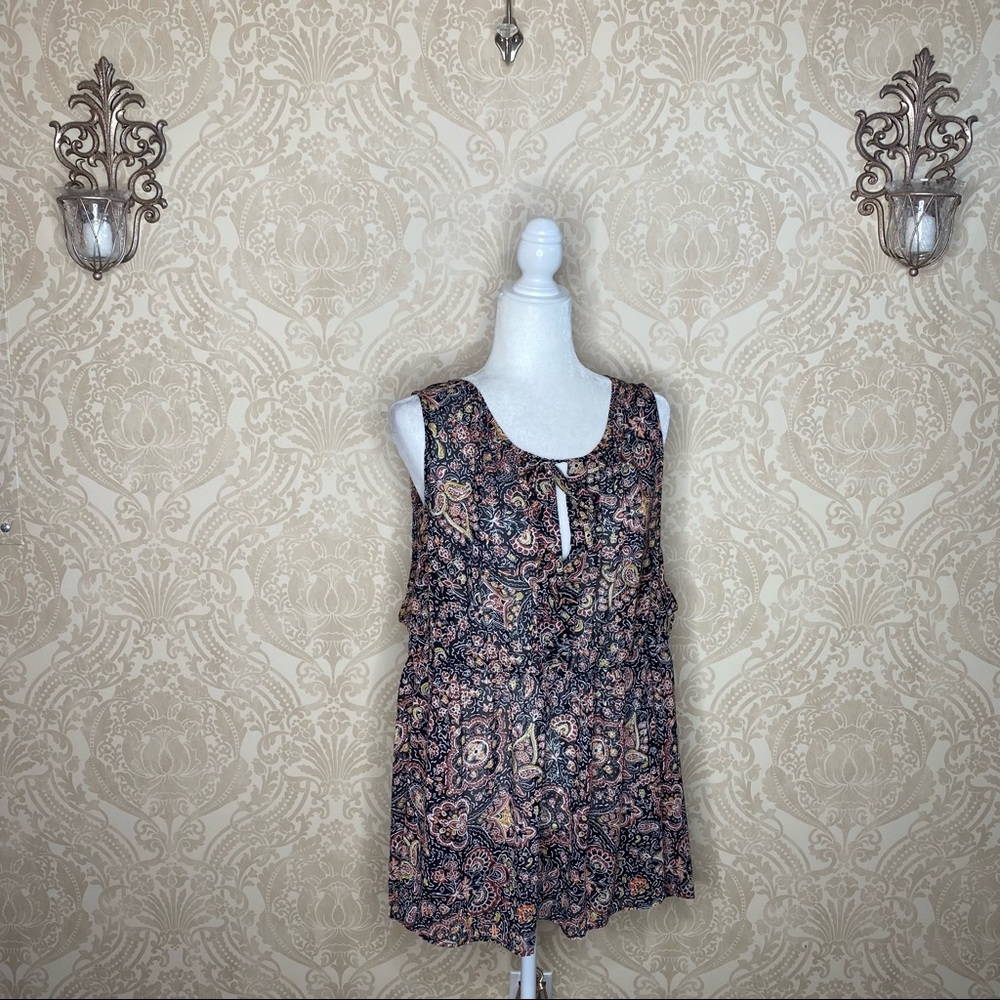 Torrid Sheer Paisley/Geometric Keyhole Neckline Tank Top